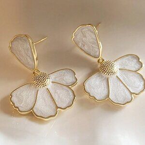 Floral Design Earrings